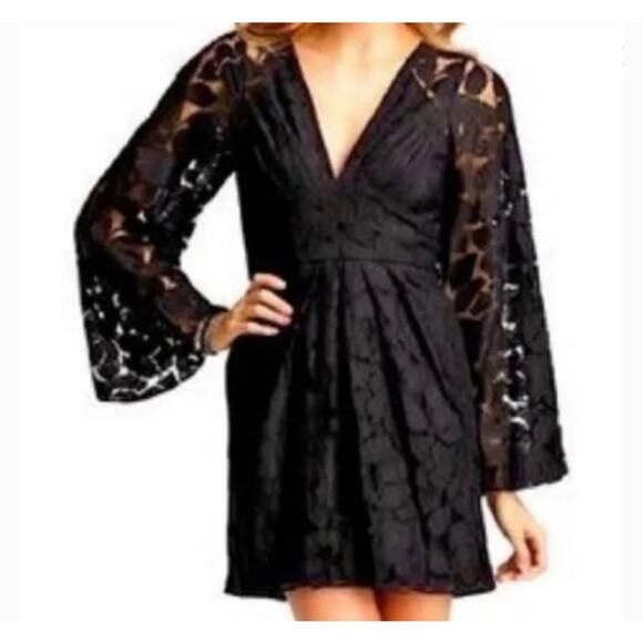 BCBGeneration Black Lace Cutout Bell Sleeves Mini Dress, Sz 6 - Picture 1 of 14
